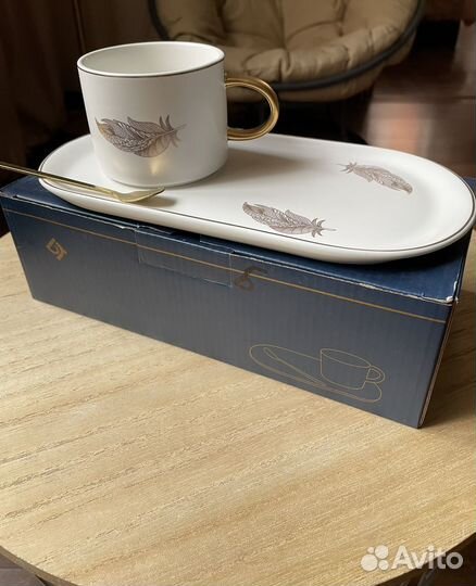 Чашка с блюдцем- подставкой и ложкой