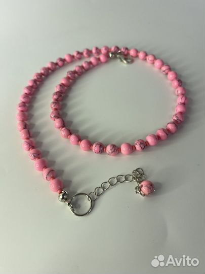 Розовые бусы из камней говлит 44 см