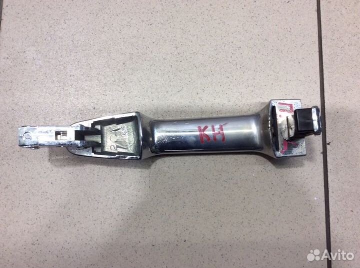 Ручка двери наружная передняя Mitsubishi Pajero