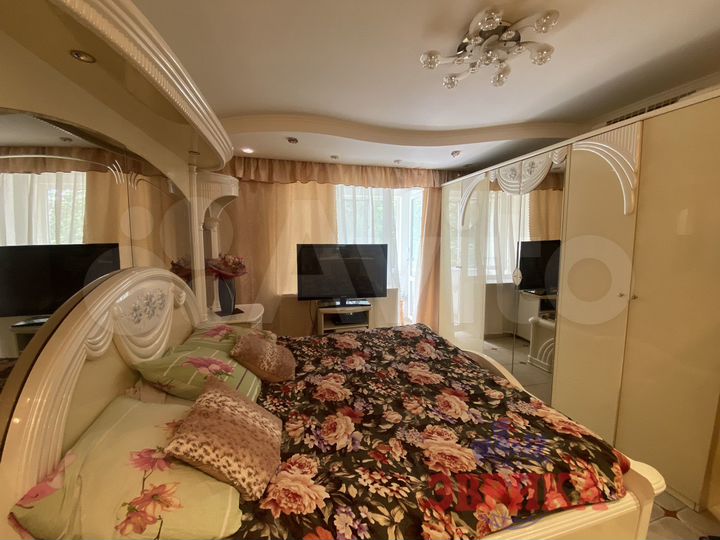 2-к. квартира, 50 м², 1/5 эт.