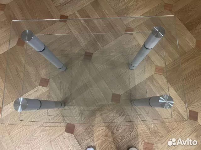 Тумбочка под телевизор стеклянная