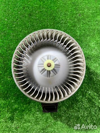 Мотор печки Toyota Corolla Axio NZE144 1NZ-FE 2009