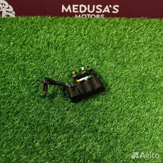 Блок клапанов пневмоподвески Land Rover Sport L494