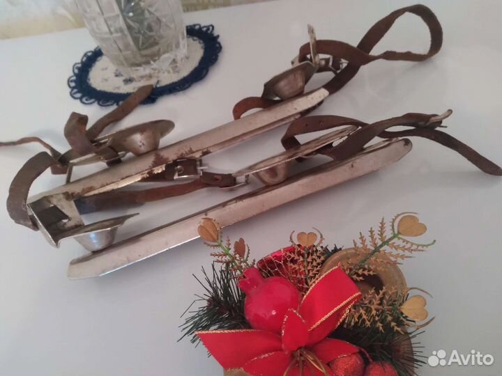 Коньки фигурные