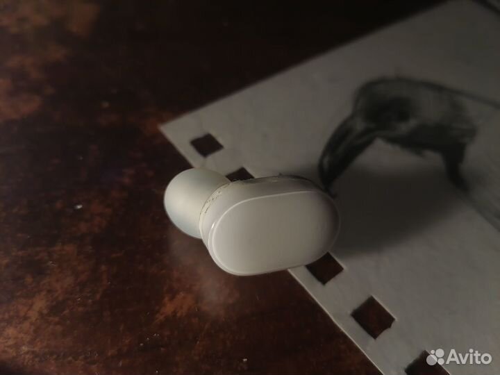 Наушник беспроводной