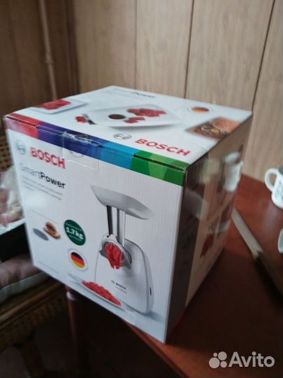 Мясорубка Bosch SMART Power MFW2500W, белый