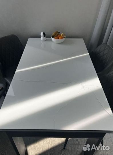 Стеклянная столешница