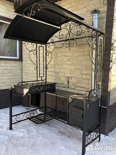 Мангал кованый с крышей