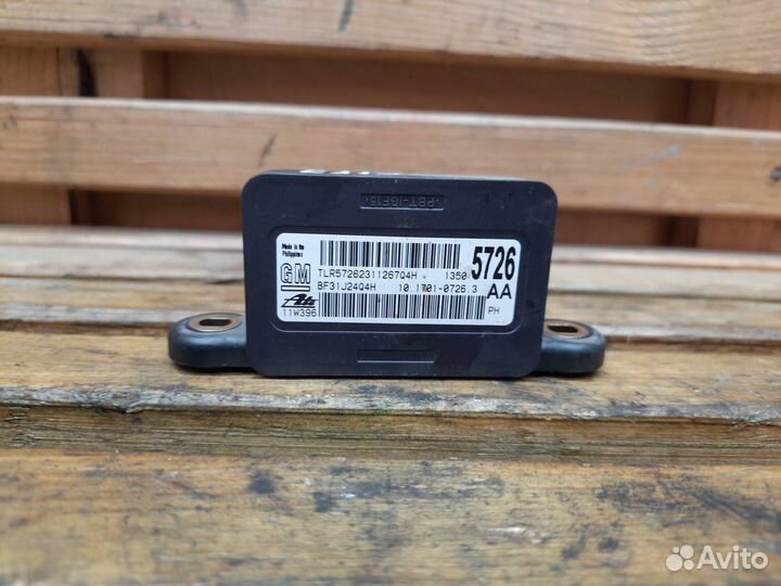 Датчик ускорения Opel Astra J 2012 13505726