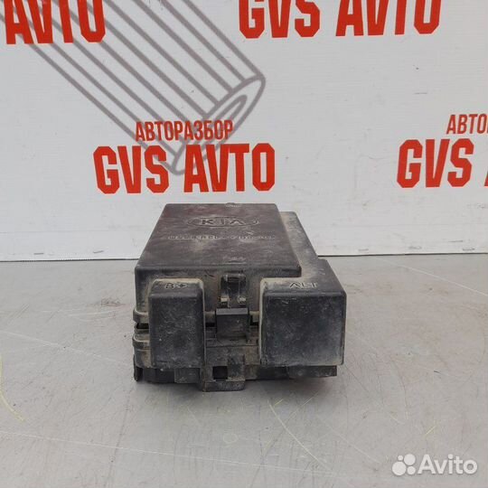 Блок предохранителей под капот Kia Cerato 1 LD