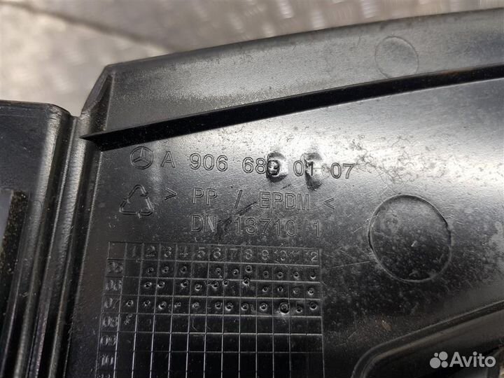 Накладка торпедо Мерседес Sprinter (906)