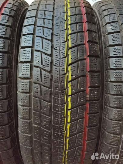 Dunlop Winter Maxx SJ8 215/70 R16 97Q