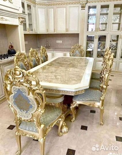 Столы и стулья