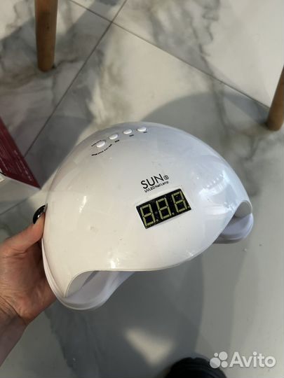 Лампа для ногтей