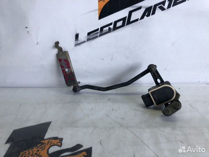 Датчик высоты дорожного просвета передний Volvo