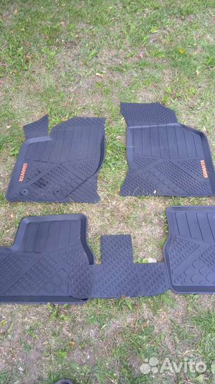 Коврики в салон на гранту