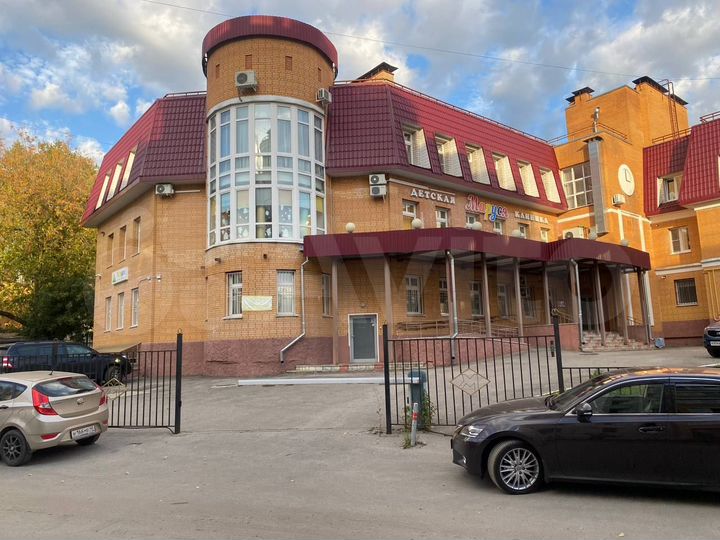 Продаётся помещение своб. назначения, 409.5 м²