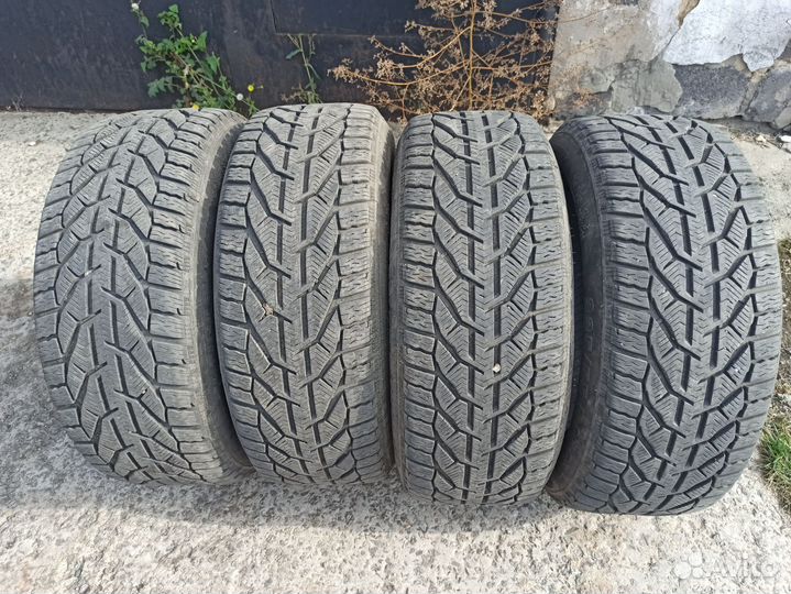 Tigar Winter 225/55 R16