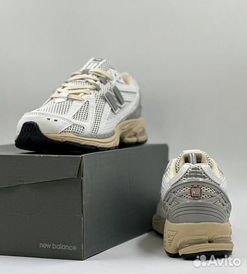 Кроссовки мужские New Balance 1906R