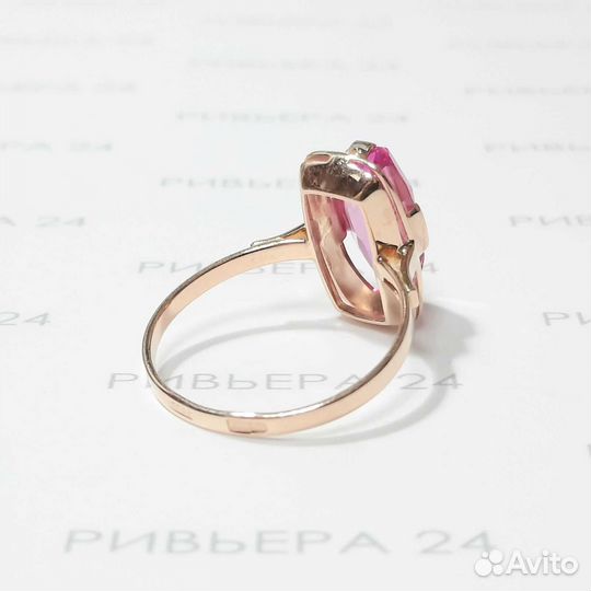 Золотое кольцо с корундом советского производства