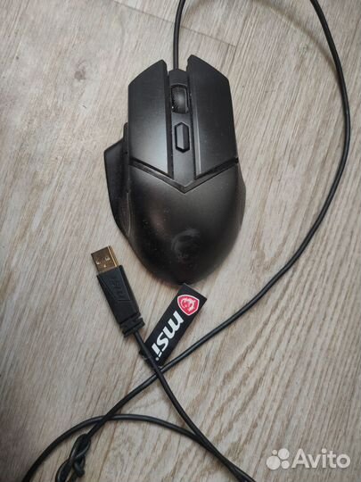 Игровая клавиатура и мышь