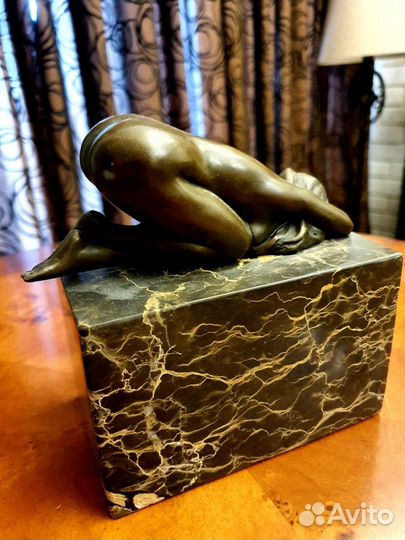 Статуэтка бронза