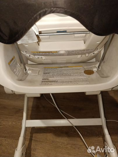 Люлька - стульчик Combi Fealettо Auto Swing 220V