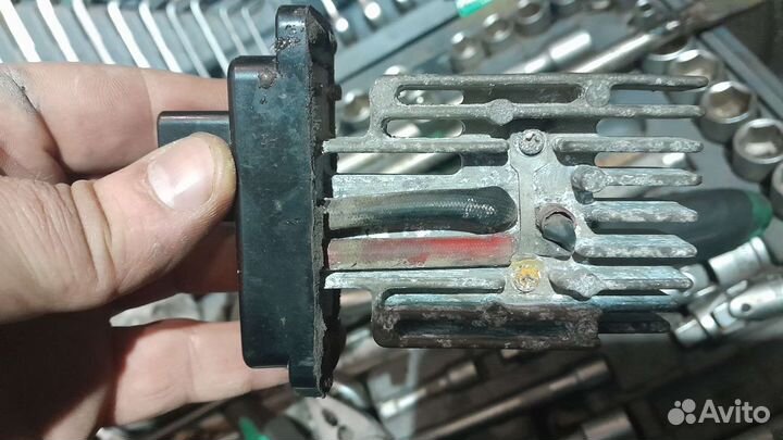 Резистор на печку Корона бочка