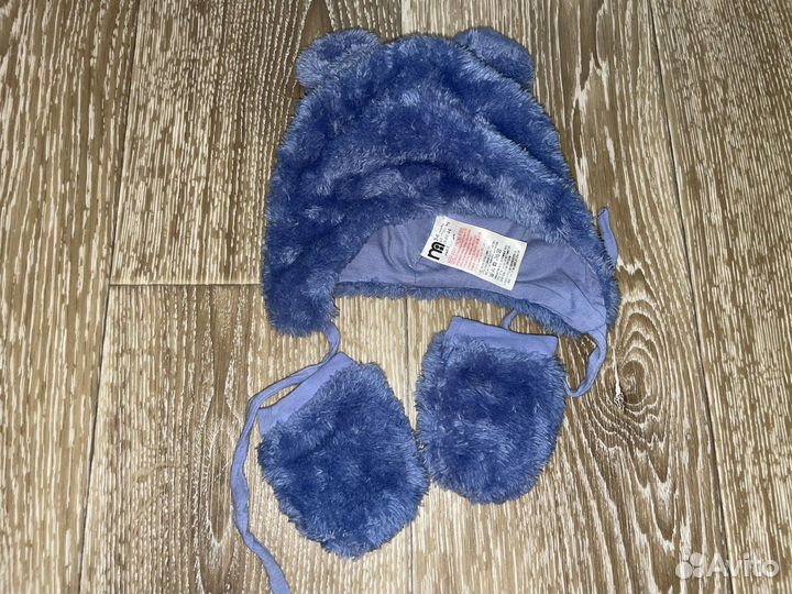 Шапочка Mothercare и царапки