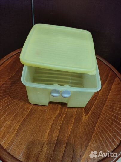 Контейнер tapperware 1л 