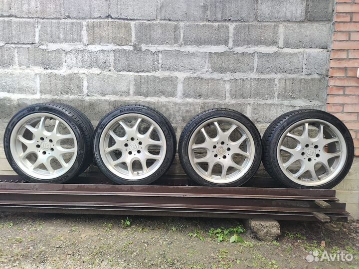 Kumho Ecsta PS71 235/40 R18 и 265/35 R18 95Y