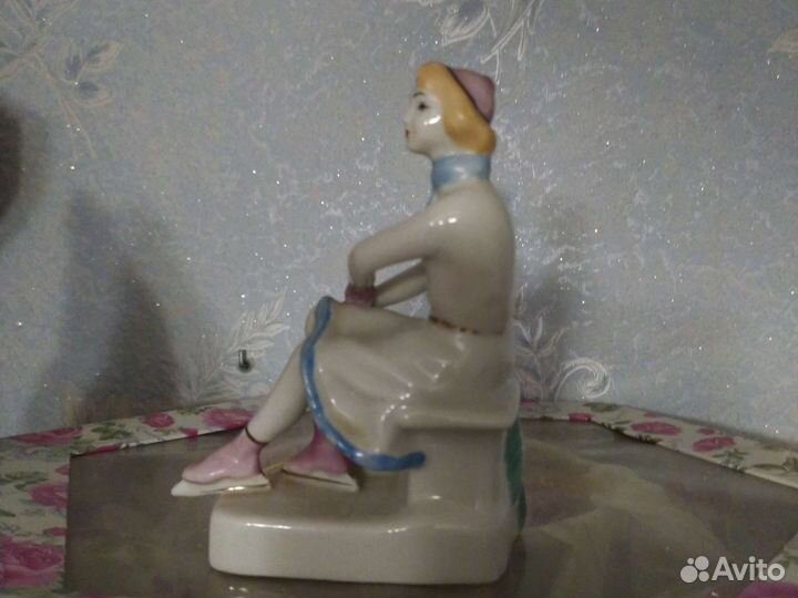 Фарфоровые статуэтки времён СССР