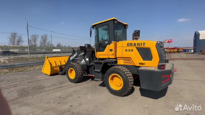Фронтальный погрузчик Granit 930, 2023