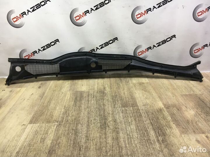 Решетка под дворники Toyota Mark II X110 (2000—2007)