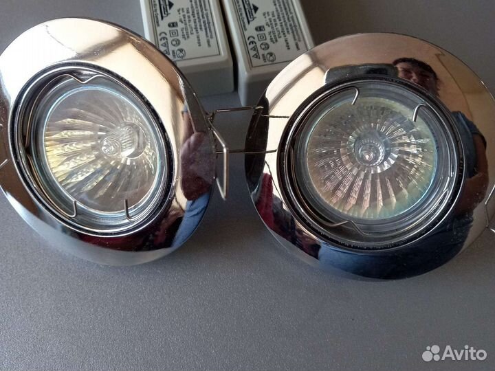 Точечные встраиваемые светильники