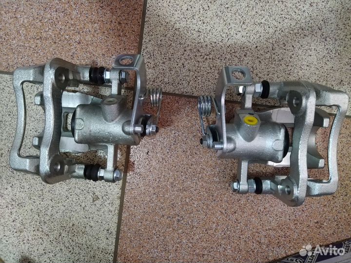 Суппорт задний solaris