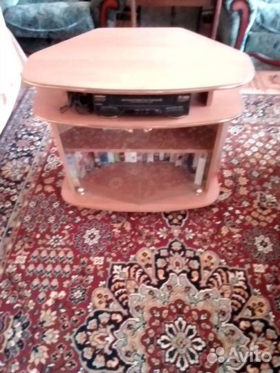 Тумба под телевизор