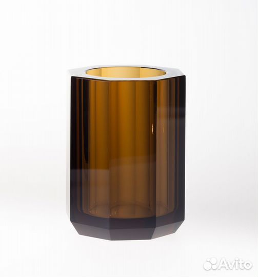 Стакан для ванной