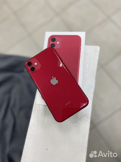iPhone 11, 64 ГБ