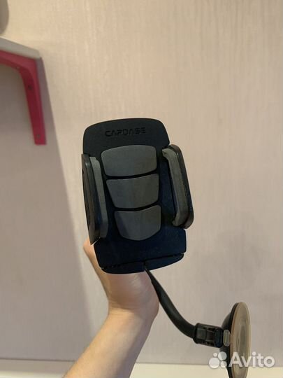 Держатель для телефона в машину