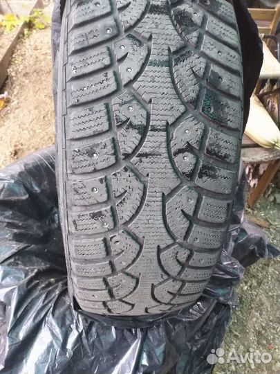 Continental VancoWinter 2 225/65 R17
