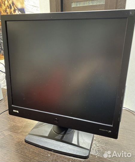 Монитор Benq 17 дм