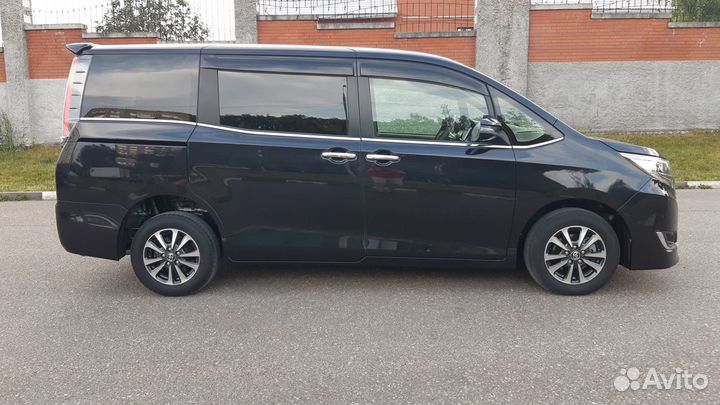 Toyota Esquire 2.0 CVT, 2018, 38 404 км