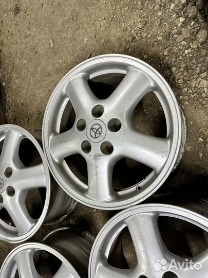 Диски оригинал R16 5x114,3 Toyota