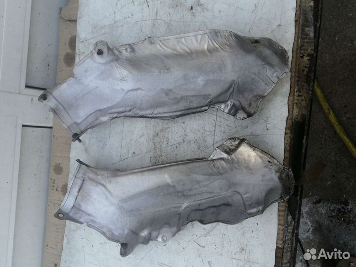 Теплоизоляционный экран BMW F01/F02 X5 M /X6 M