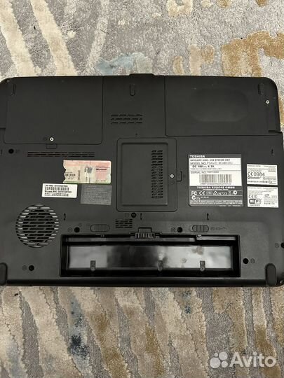Toshiba ноутбку на запчасти