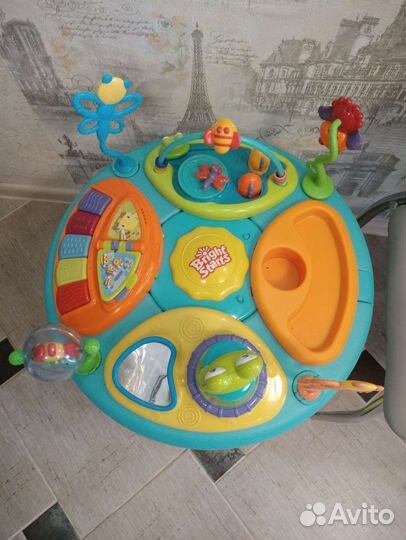 Игровой развивающий центр Bright Starts