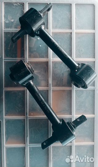 Рычаг задней подвески центральный Volvo S40/V40