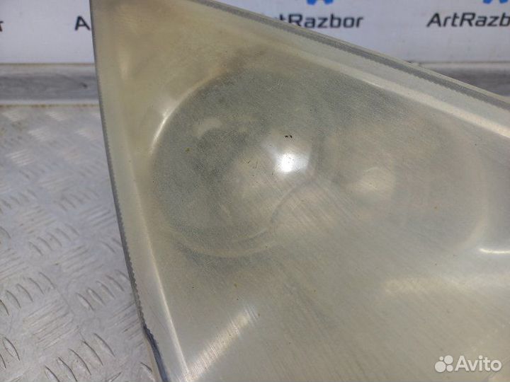 Фара правая Mitsubishi Colt 6 Z34A 1.3 4A90