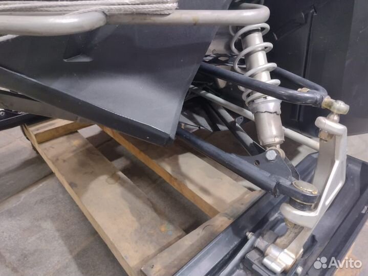 Снегоход BRP Lynx Xtrim Commander 600 Etec